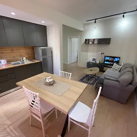 Downtown View Modern Apartment *