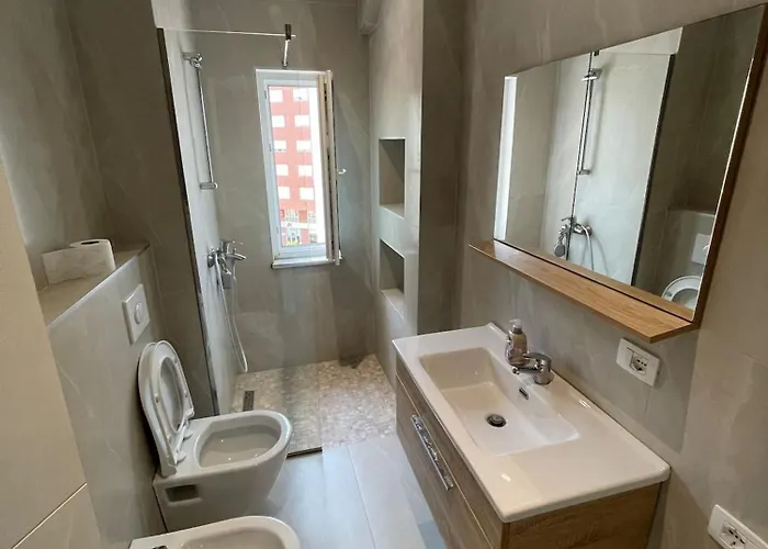 Museum Center One Bedroom App - Enjoy Travel *