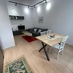 Museum Center One Bedroom App - Enjoy Travel Apartmán Tirana