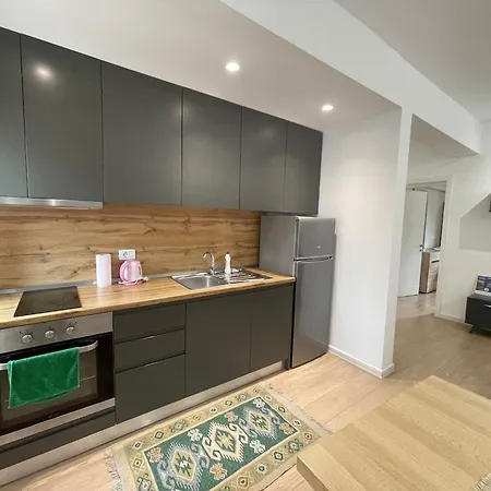 Kadare City-center With Balcony * Tirana