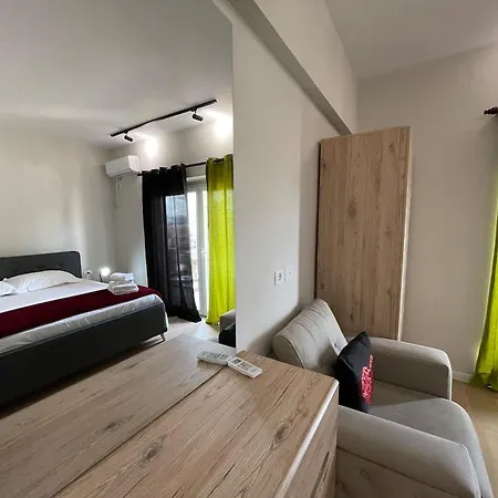 Apartment Kadare City-center With Balcony