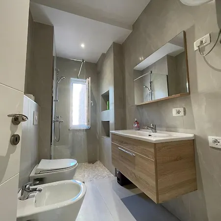 Appartement Kadare City-center With Balcony *