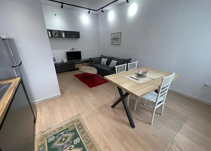 Museum Center One Bedroom App - Enjoy Travel Lägenhet Tirana